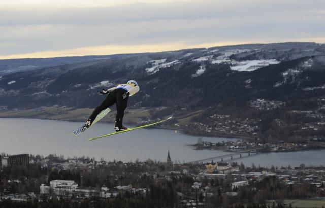 Skakalna tekma v Lillehammerju odpovedana