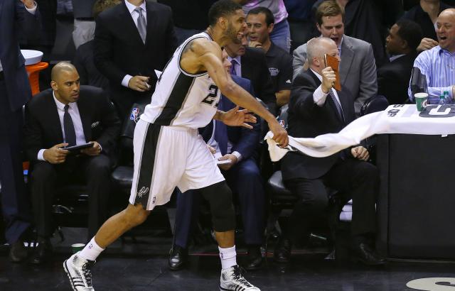 Tim Duncan po 1545 tekmah ni zadel iz igre