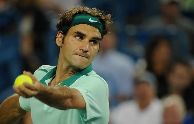 Federer zmagal v Halleju, Hercogova uspešna