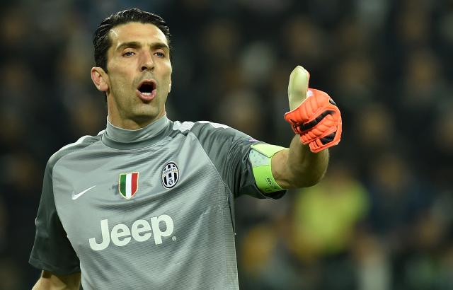 Gianluigi Buffon do številke 500