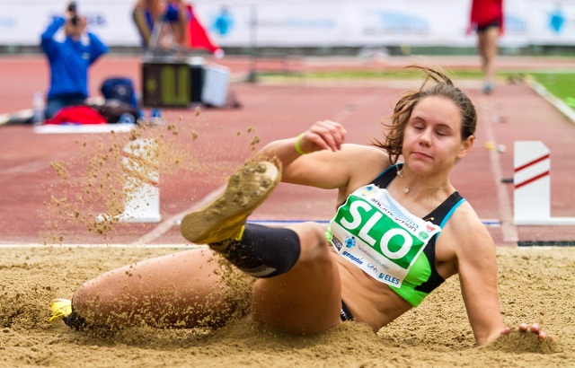 Maja Bedrač za las ob zlato