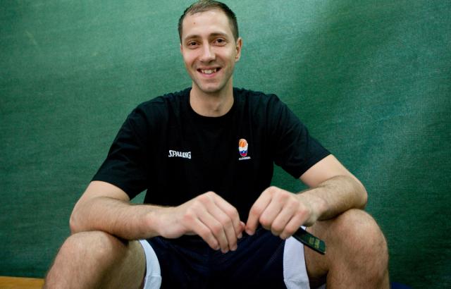 Rizvič znova pod slovenskimi obroči