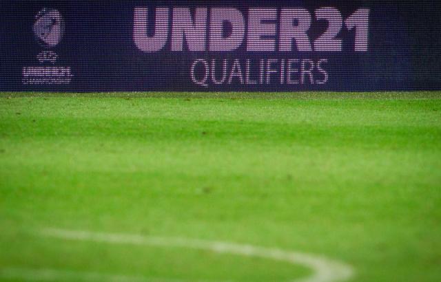 Mladi Slovenci v drugo slabši od Azerbajdžana