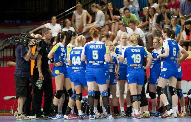 Slovenske rokometašice v prvem bobnu