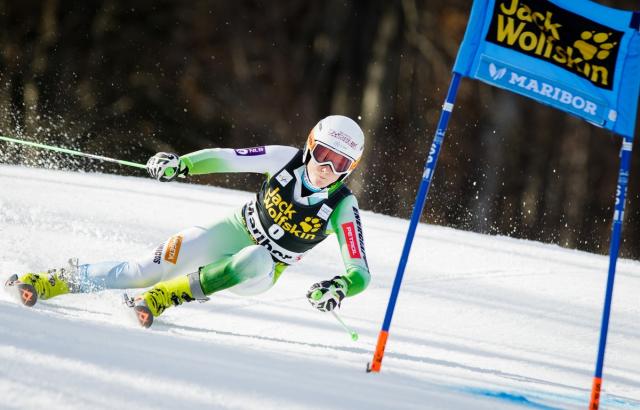 V Courchevelu veter odpihnil ženski veleslalom