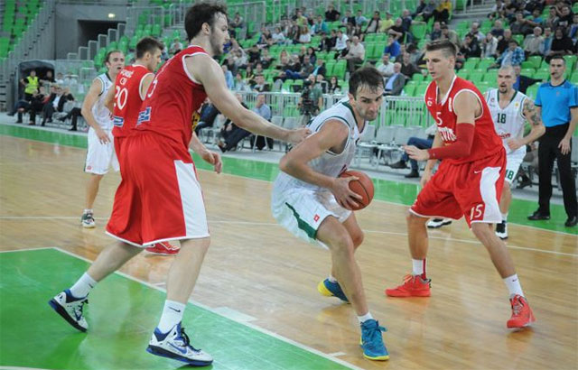 Olimpija do zdaj na gostovanjih stoodstotna