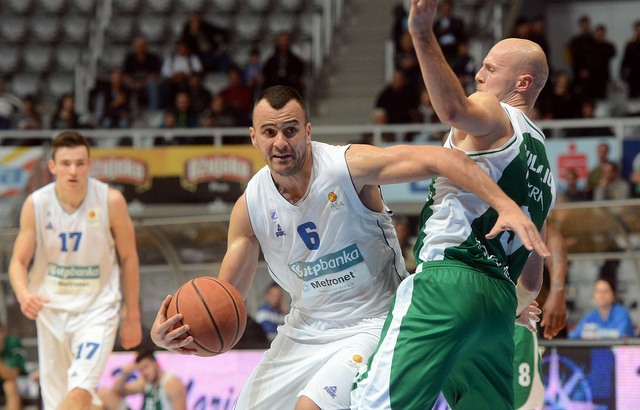 Ive Ivanov okrepil novomeške košarkarje