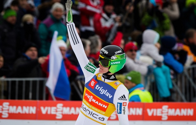 Prvi dan: Prevc prvi, Kranjec tretji!