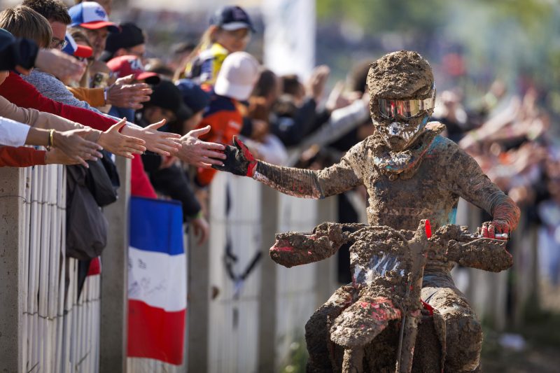 Gajser a donné à Prada une leçon de dépassement lors des qualifications du GP de France (VIDEO) – Šport TV